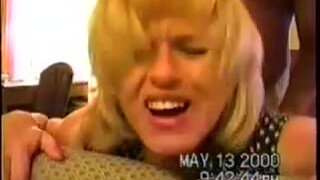 Жена с негром